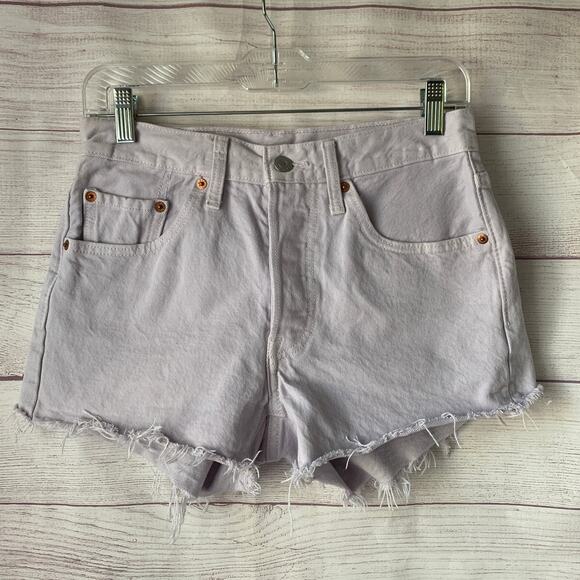 Levi's 501 Light Lavender Purple Denim Jean Shorts Cutoff Frayed Hem Size W26 - Picture 1 of 13